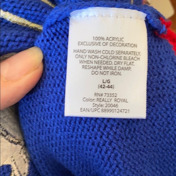 Bowtie Crew Christmas sweater - Picture 6 of 6